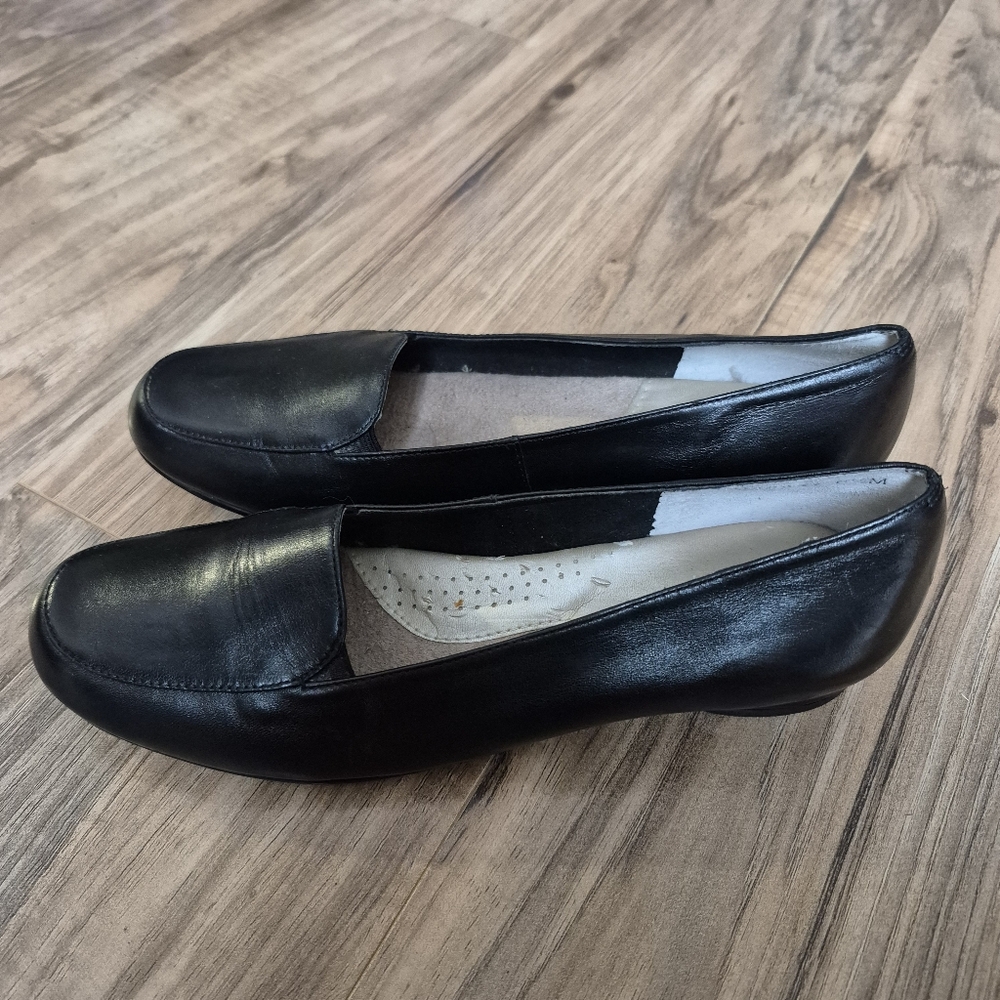 Ros Hommerson Womens Black Slip On Style Shoe Size 6.5M